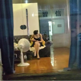 南京街边 个顶个的漂亮